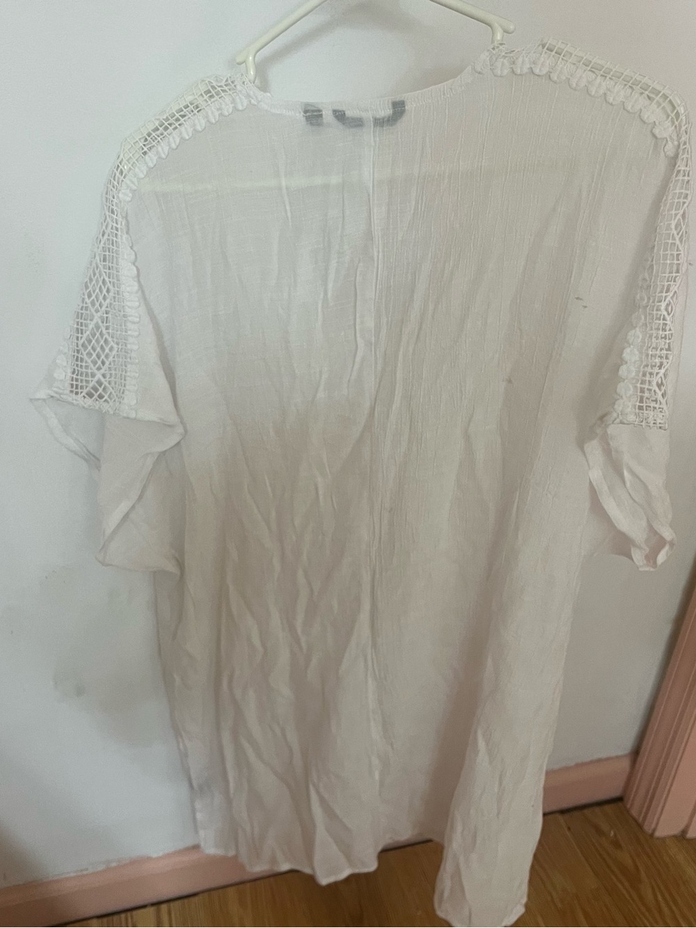 Mystique Aura White Crochet-Trim Tunic Top - Picture 2 of 3